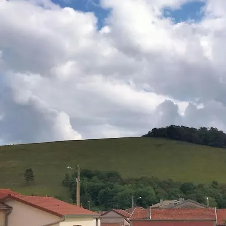 Prázdninový dům Jolie Maison Renovee Avec Espace *